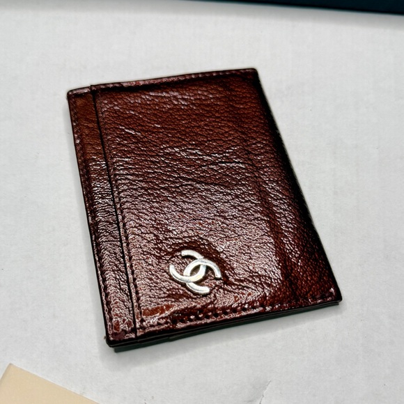 CHANEL Metallic Red Card holder - Picture 11 of 13